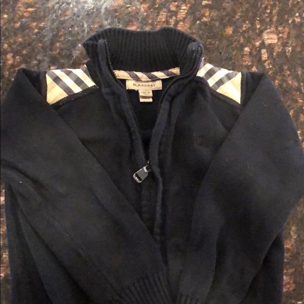 3t Burberry boys sweater. Worn.